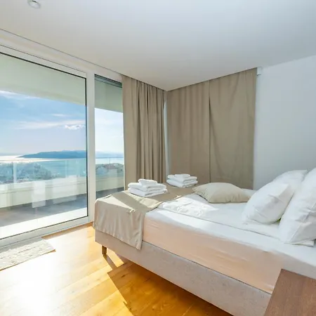 Apartment Luxury Penthouse Sara