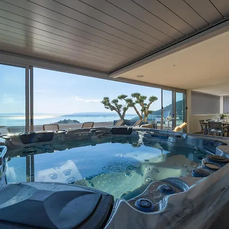 Apartment Luxury Penthouse Sara Makarska