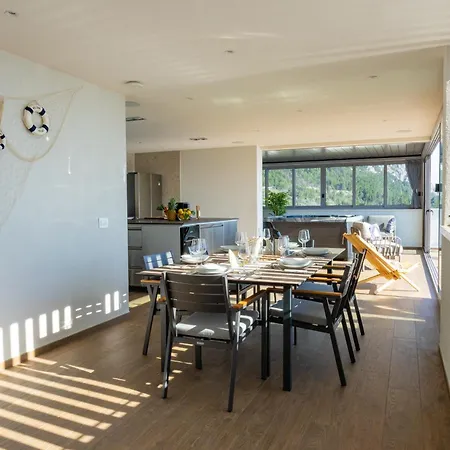 Luxury Penthouse Sara 아파트 마카르스카