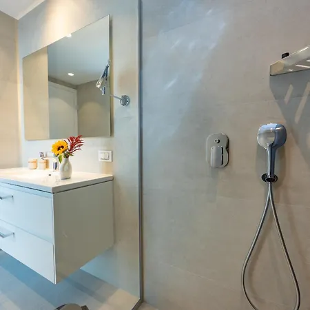 Apartment Luxury Penthouse Sara *
