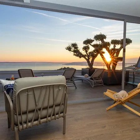 Apartment Luxury Penthouse Sara *