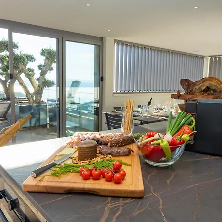 شقة Luxury Penthouse Sara *