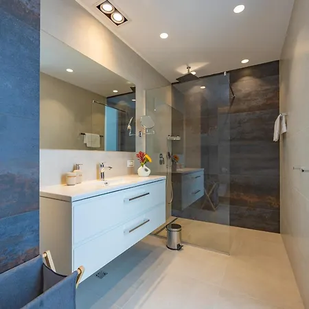 Luxury Penthouse Sara ماكارسكا