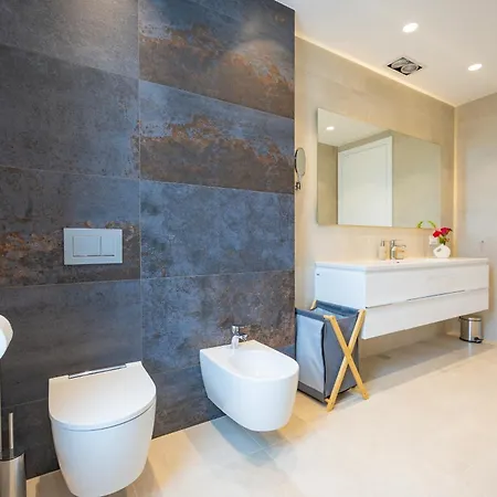 شقة Luxury Penthouse Sara
