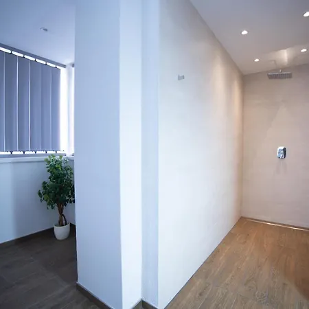 شقة Luxury Penthouse Sara *
