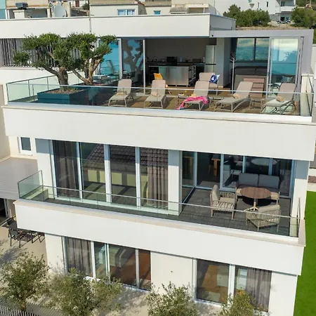 Luxury Penthouse Sara 마카르스카