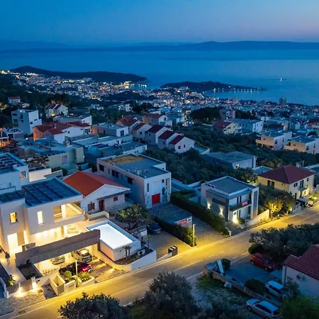 Luxury Penthouse Sara Apartment Makarska